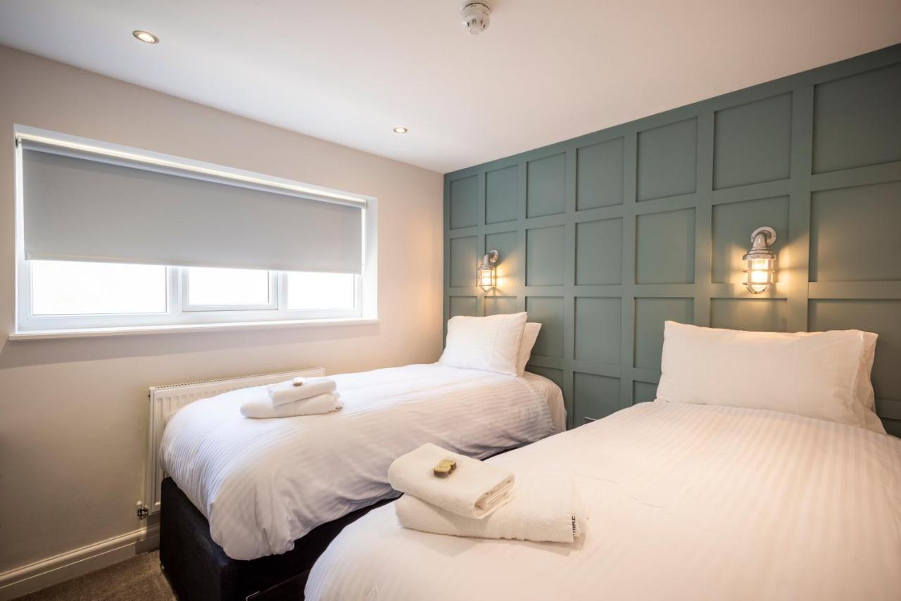 Stamford Guest House, 3 Min Walk To Southport Lord St, With Parking & Perfect Getaway Саутпорт Экстерьер фото