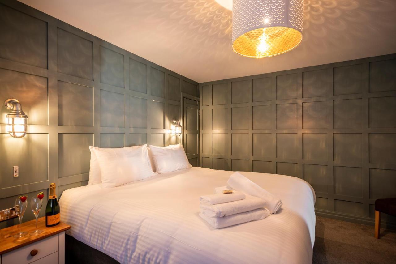 Stamford Guest House, 3 Min Walk To Southport Lord St, With Parking & Perfect Getaway Саутпорт Экстерьер фото