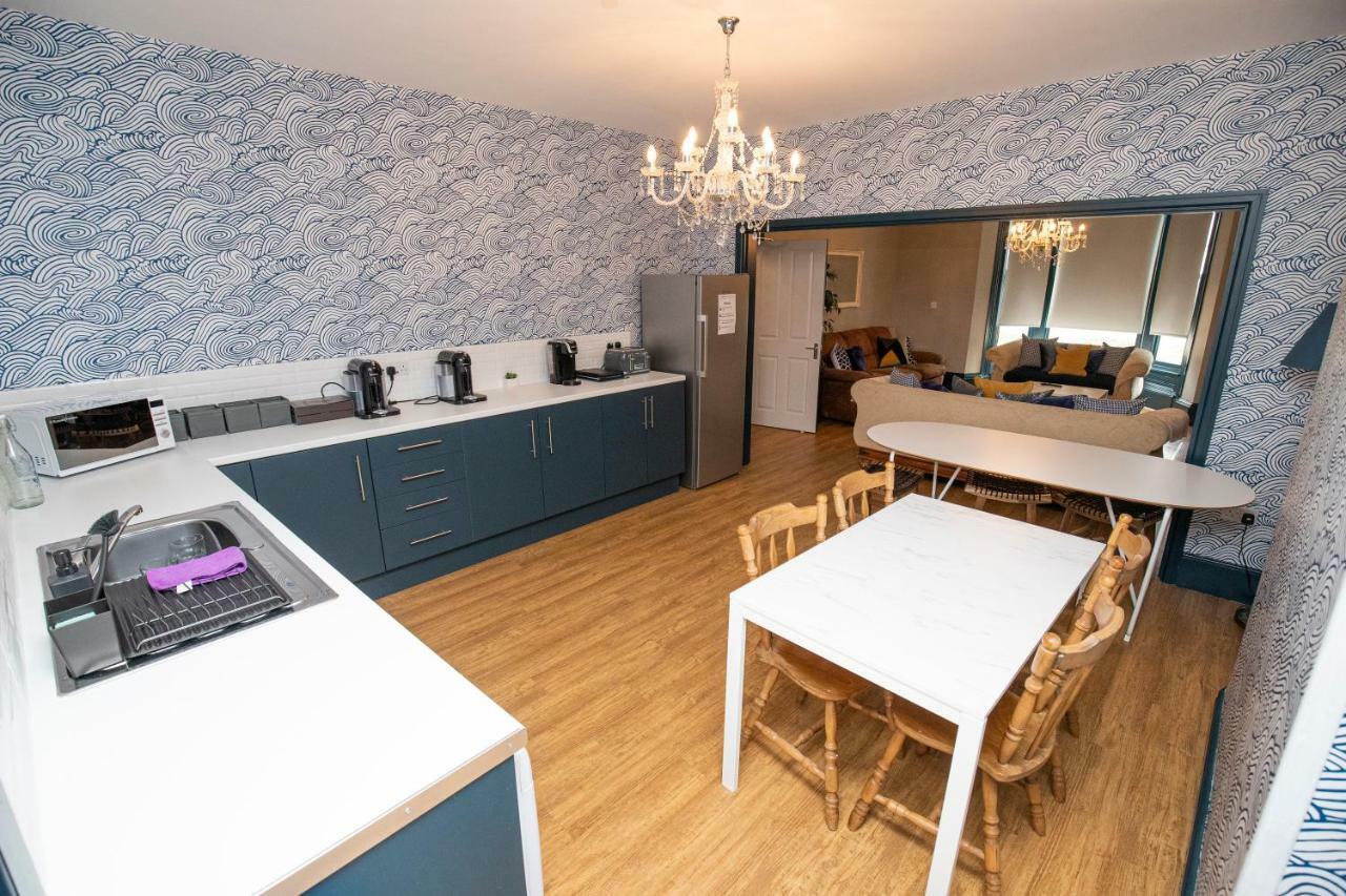 Stamford Guest House, 3 Min Walk To Southport Lord St, With Parking & Perfect Getaway Саутпорт Экстерьер фото