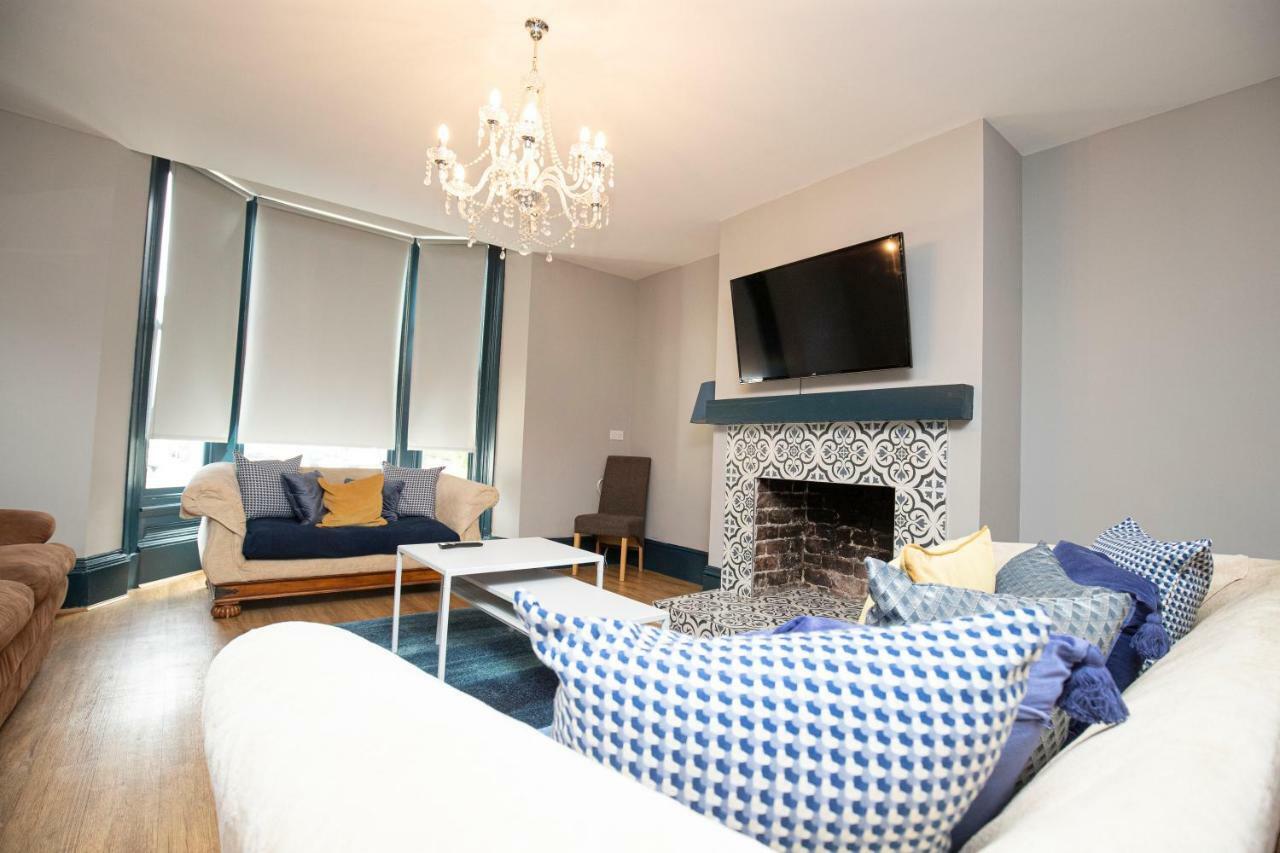 Stamford Guest House, 3 Min Walk To Southport Lord St, With Parking & Perfect Getaway Саутпорт Экстерьер фото